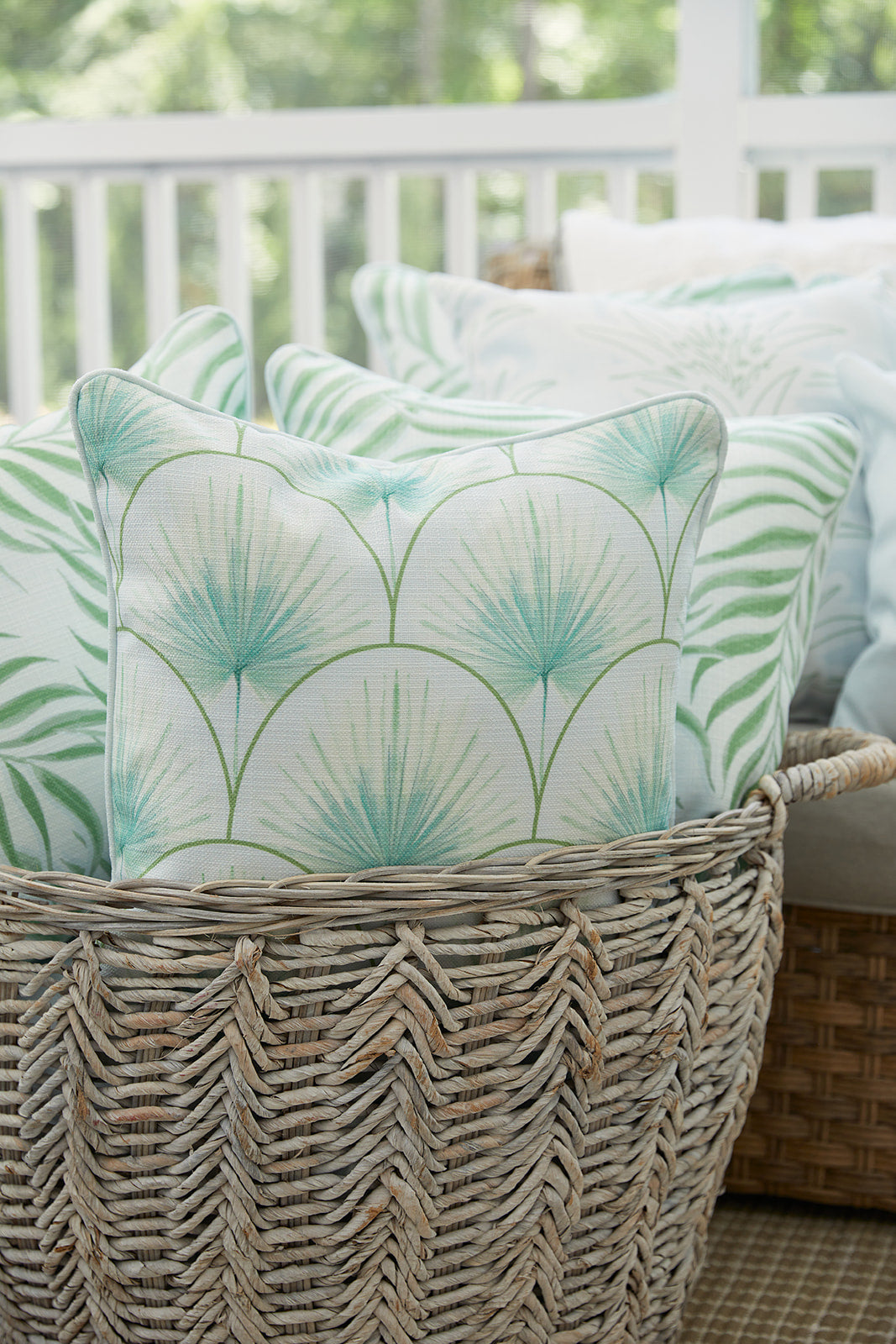 Holiday Palmetto Pillow – Sewing Down South